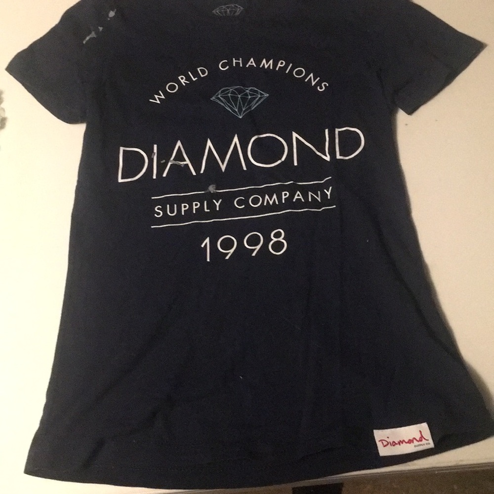 T shirt diamond supply co